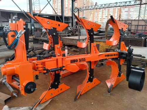 Плуг навесной оборотный 3/35 купить в Москве – «БДН-АгроКубань»