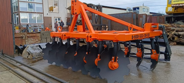 Борона дисковая навесная БДН 2,4х2Н с амортизаторами катка, 14 рабочих органов купить в Москве – «БДН-АгроКубань», 3