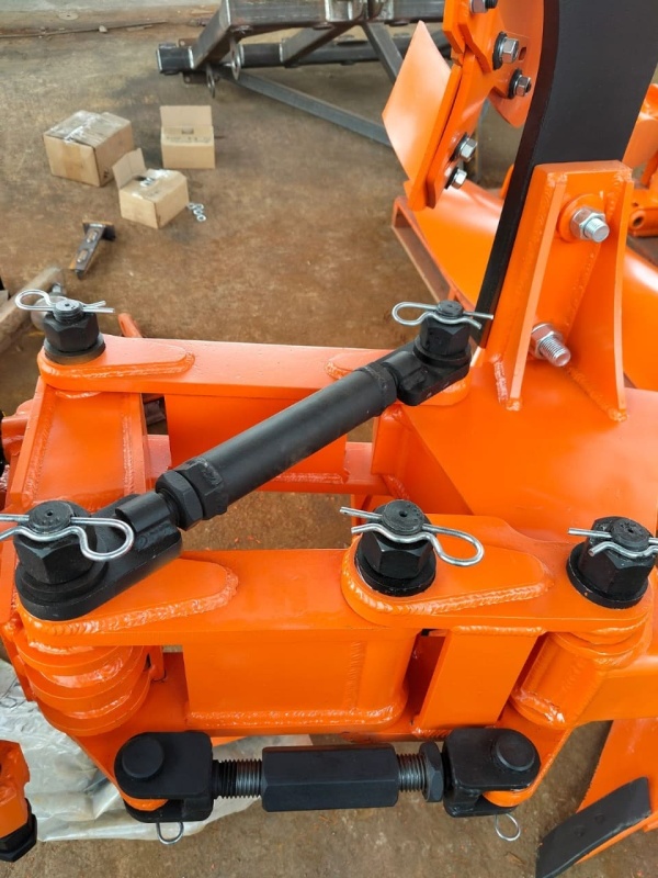 Плуг навесной оборотный 3/35 купить в Москве – «БДН-АгроКубань», 7