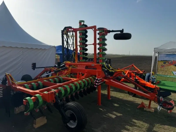 Лущильник мульчировщик дисковый прицепной «АВРОРА» ЛД-6Б, 48 рабочих органов купить в Москве – «БДН-АгроКубань», 3