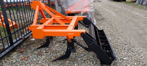 Плуг чизельный ПЧН 1,6 с планчатым катком купить в Москве – «БДН-АгроКубань», 4