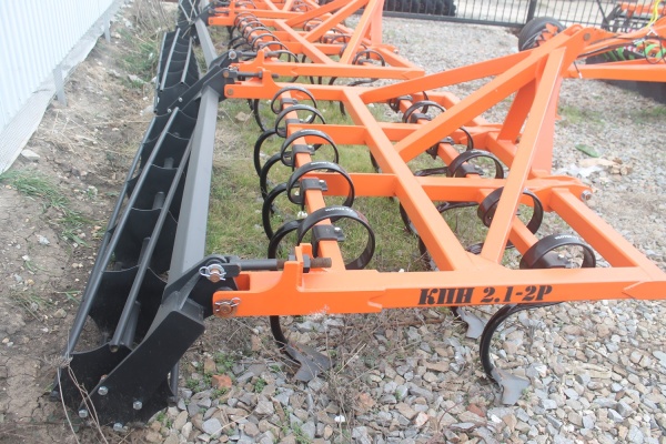 Культиватор универсальный марки КПН 2,1-2Р, 11 рабочих органов купить в Москве – «БДН-АгроКубань», 2