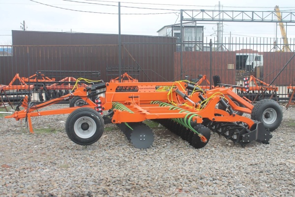 Лущильник мульчировщик дисковый прицепной «АВРОРА» ЛД-5Б, 40 рабочих узлов купить в Москве – «БДН-АгроКубань», 2