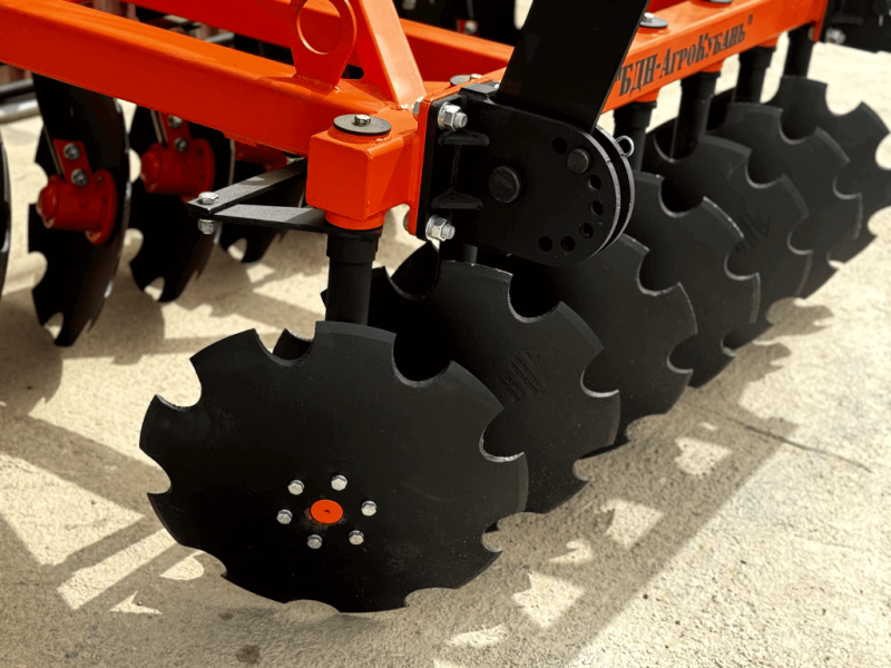 Борона дисковая навесная БДН 2,4х2Н, 14 рабочих органов купить в Москве – «БДН-АгроКубань», 7